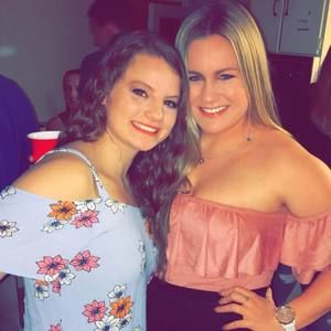 Meet your Posher, Kenzie